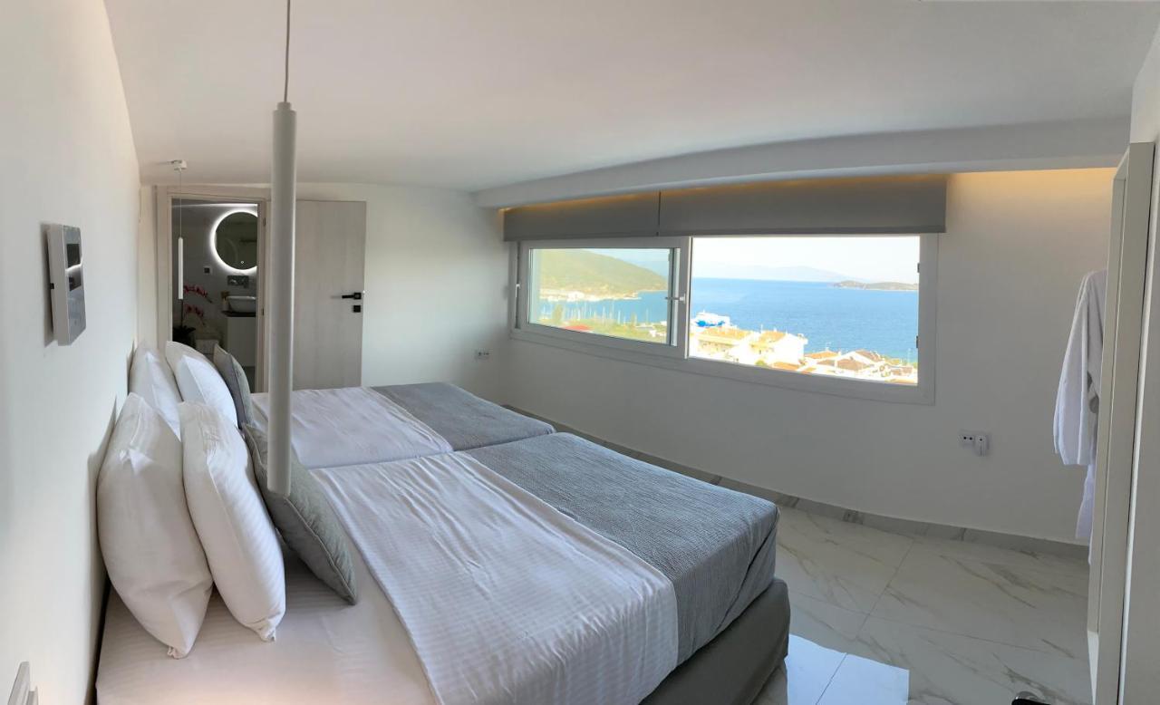 Dk Luxury Suite Néa Péramos Buitenkant foto